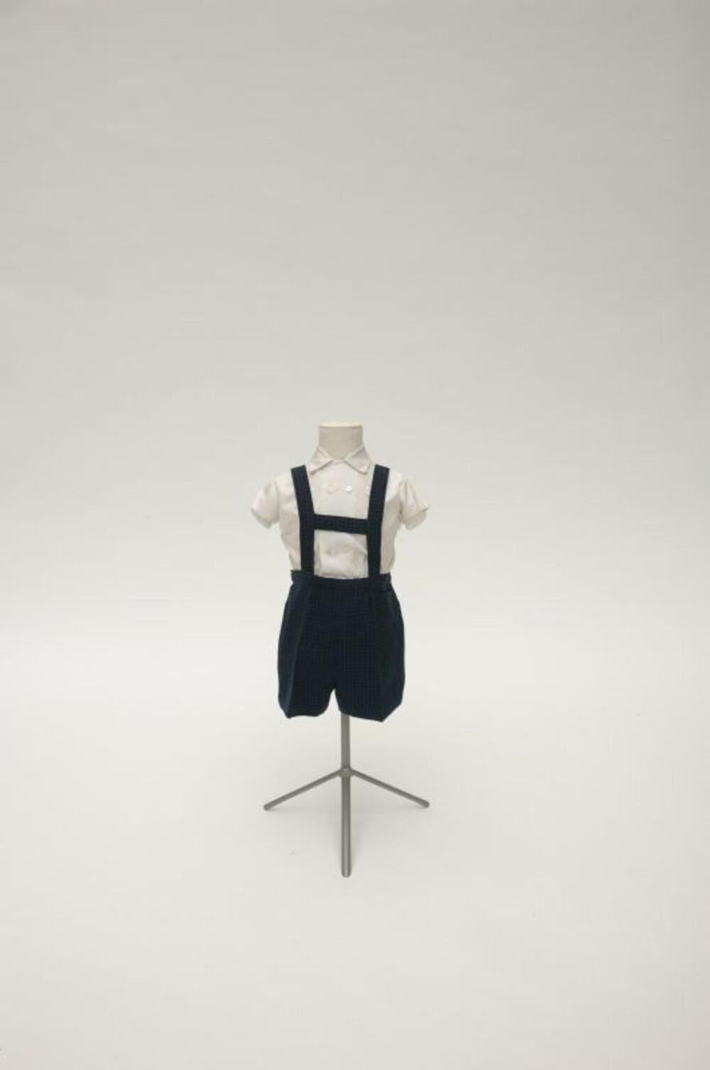 Broek met bretels in blauw en groen geruite wol
