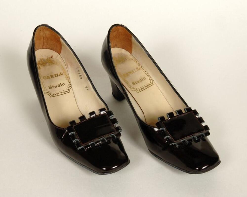 Schoenen in bruin lakleer