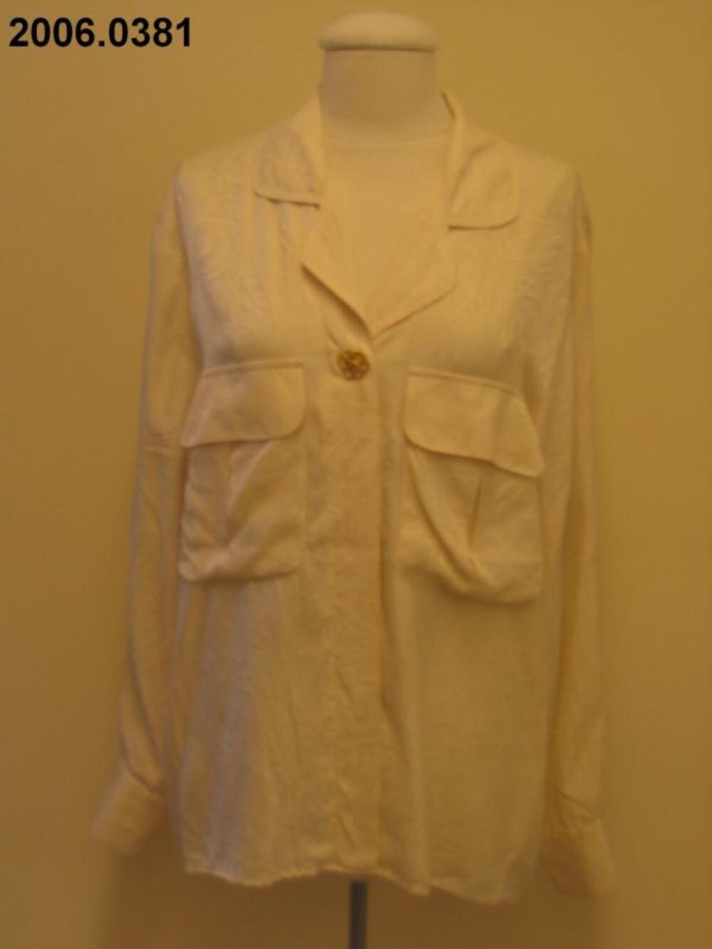 Overhemdblouse in ecrukleurige zijde