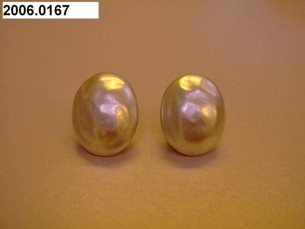 Oorclips van parels