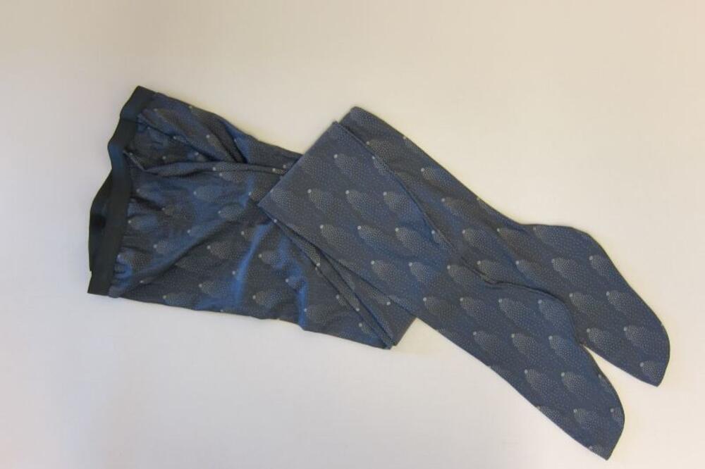 Panty in grijze polyamide tricot