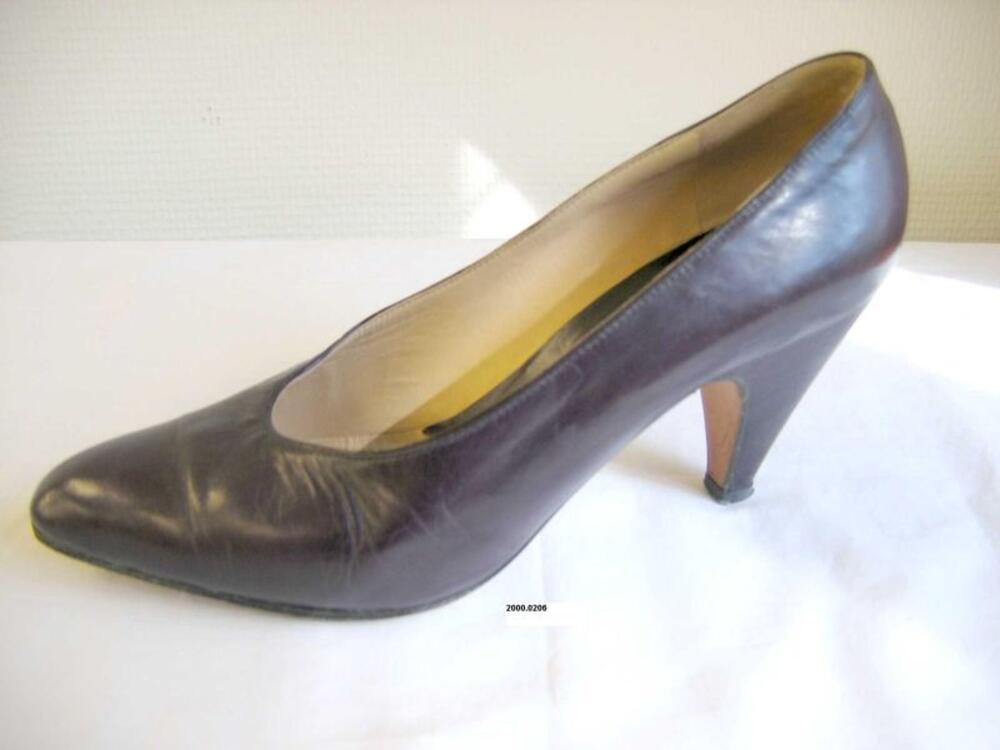 Donkerpaarse leren pumps