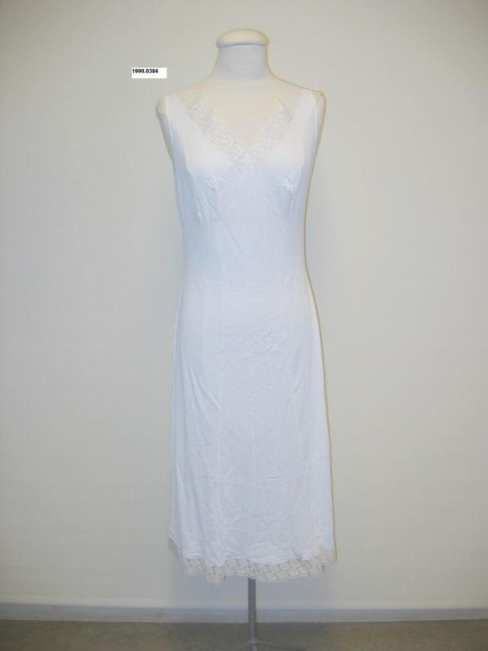 Onderjurk in witte nylon