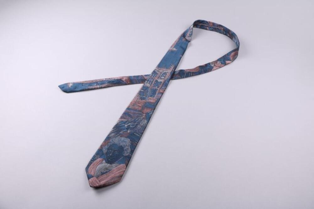 Stropdas in roze en blauwe synthetische vezel