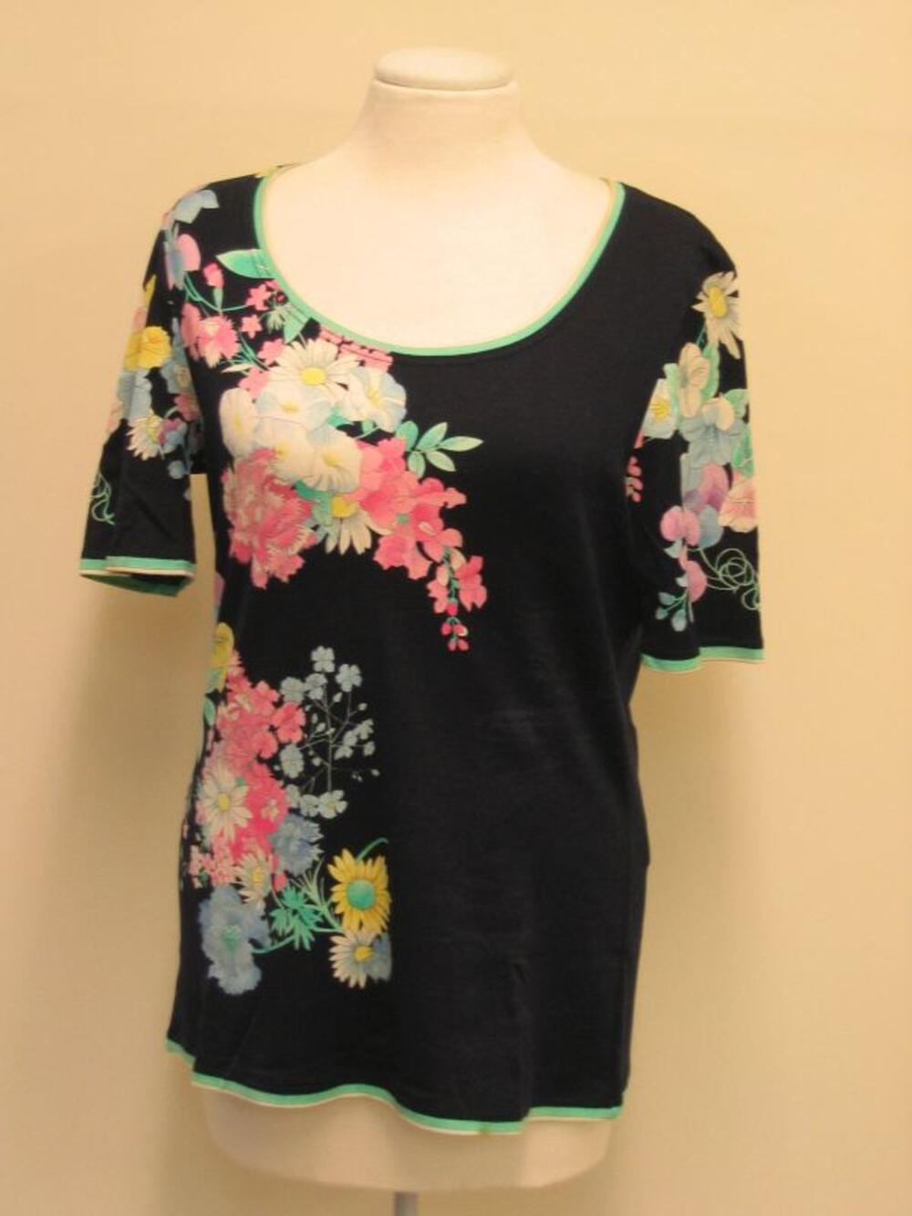 T-shirt in donkerblauwe katoen met bedrukking van felgekleurde bloemen