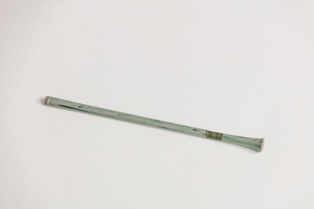 Sigarettenpijp in groene celluloid