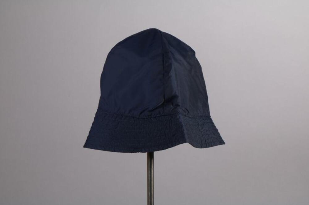 Regenhoed in donkerblauwe nylon