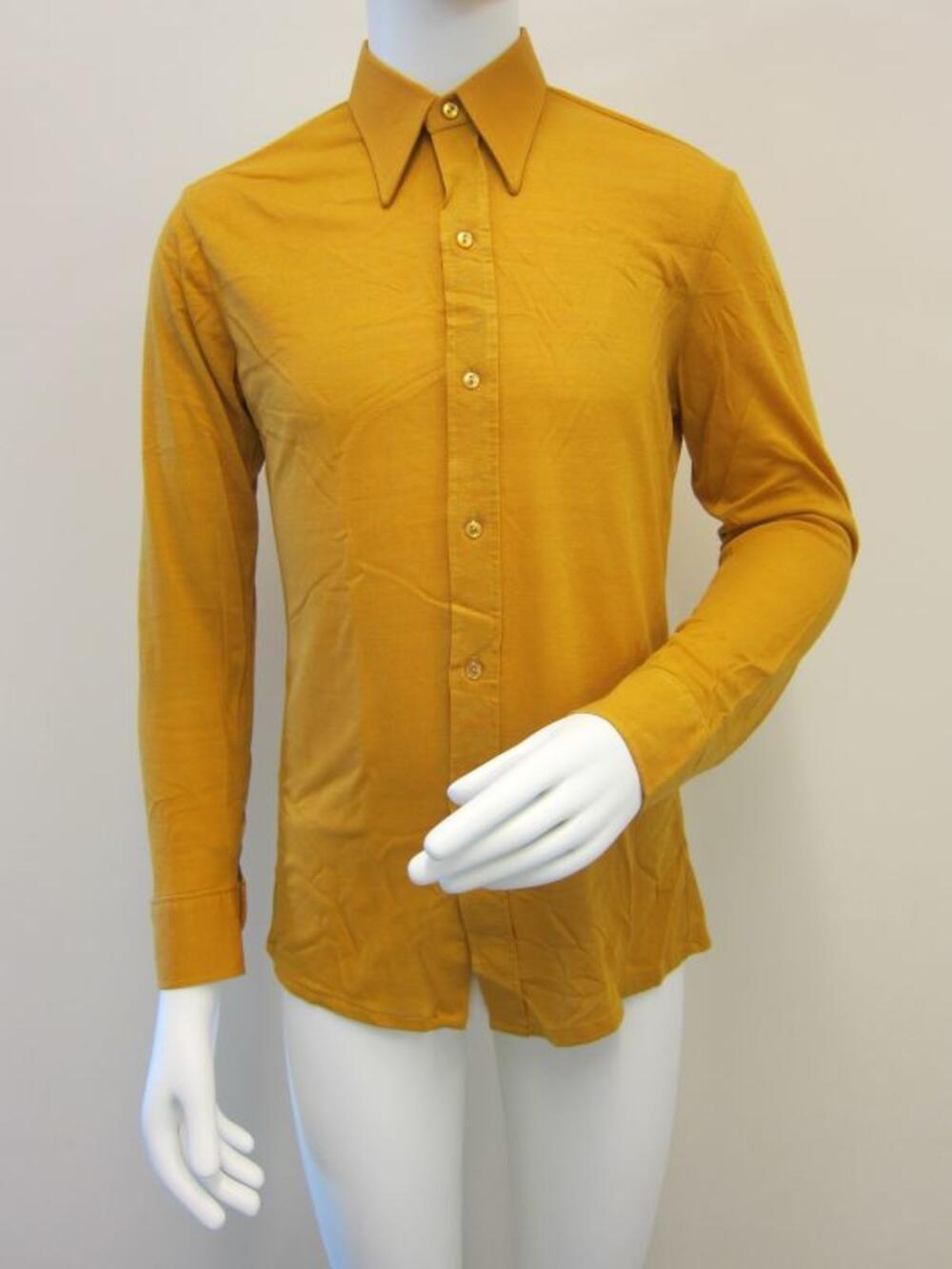  Overhemd in okergeel tricot met lange mouwen