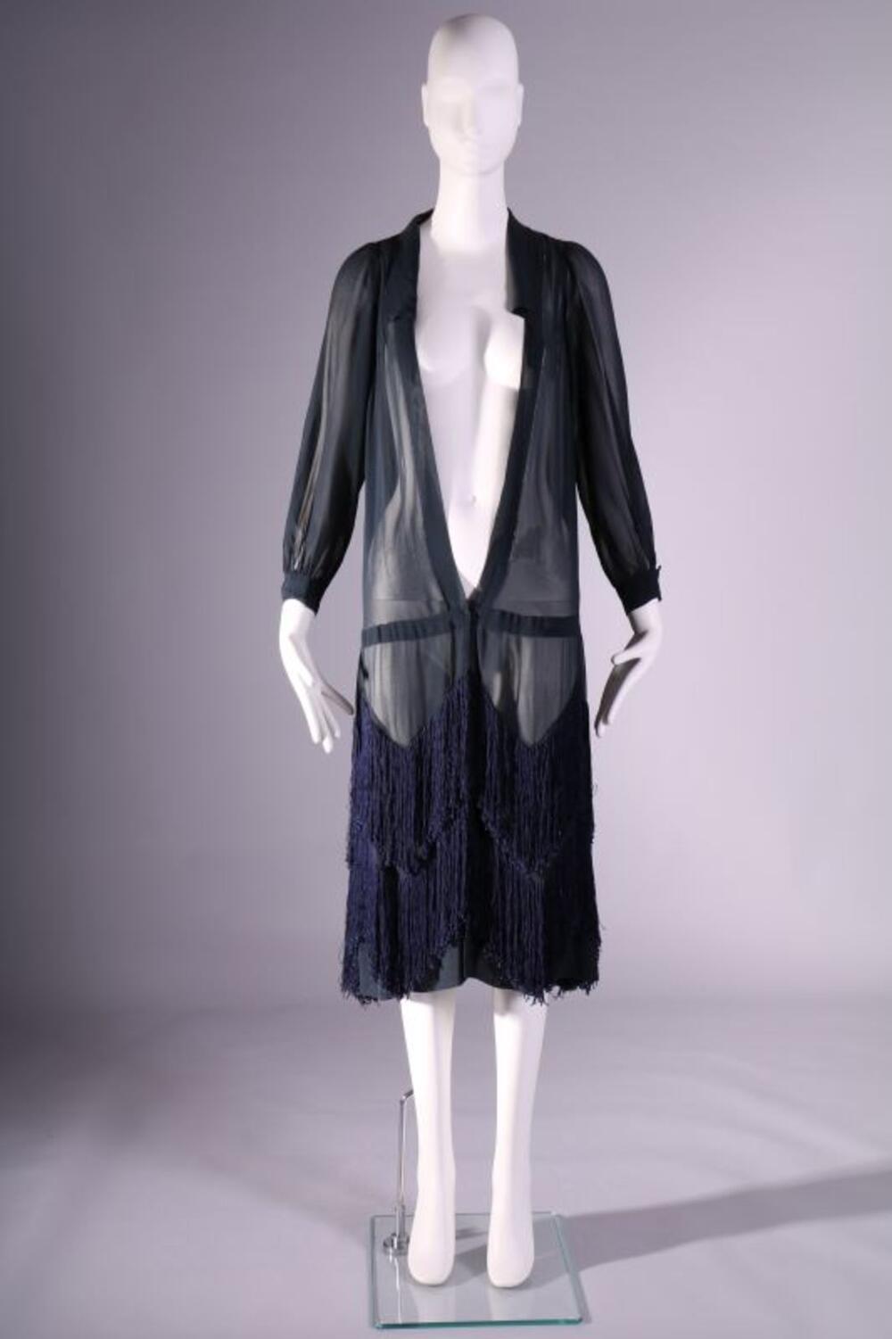 Mantel in donkerblauwe voile met kwasten