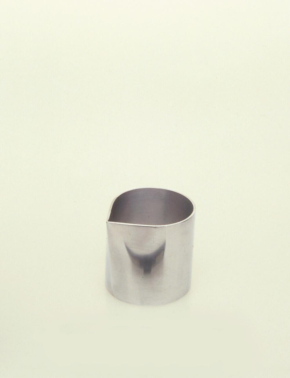Armband [28]