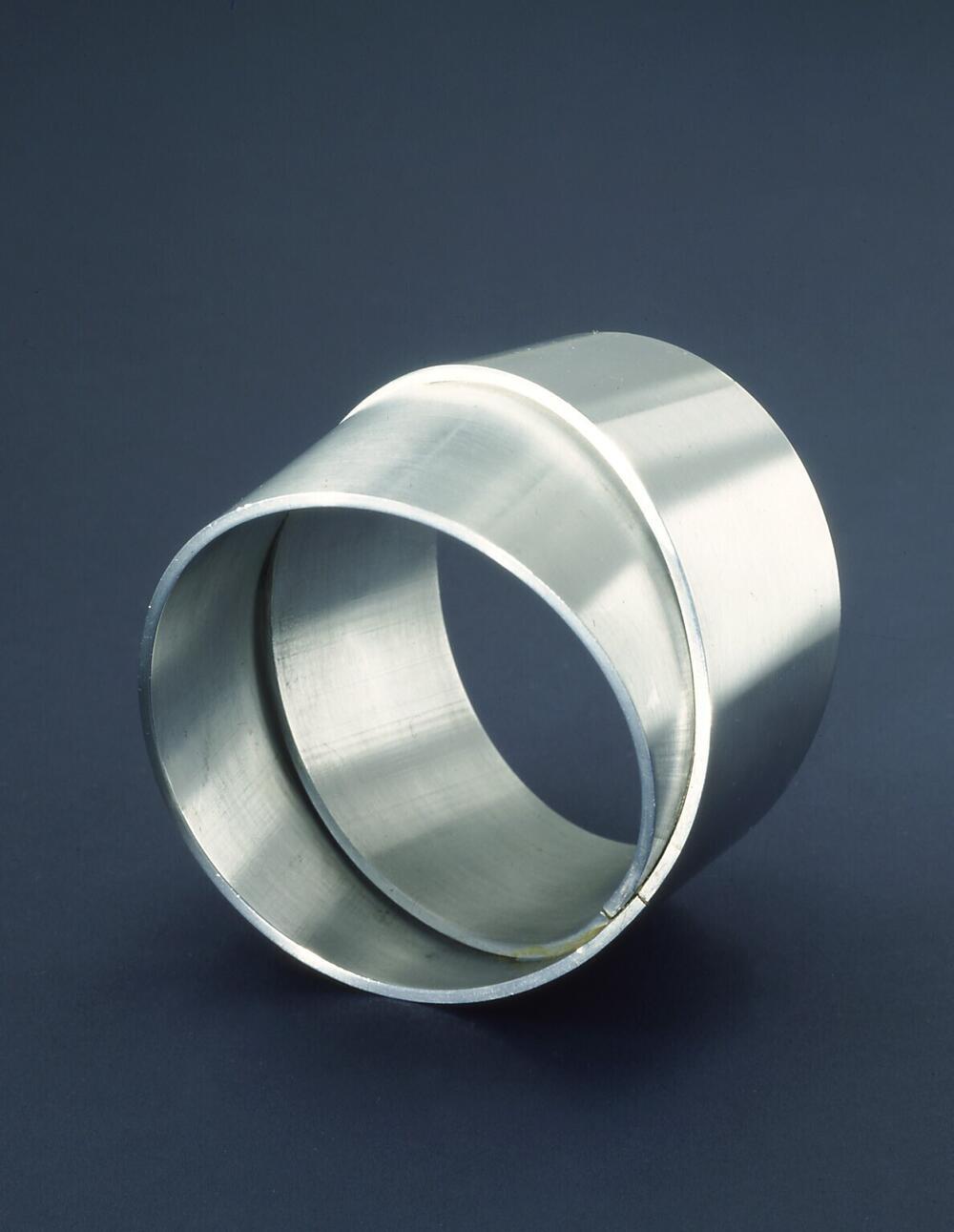 Armband [40]