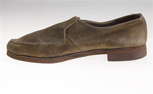 Een paar mannenschoenen