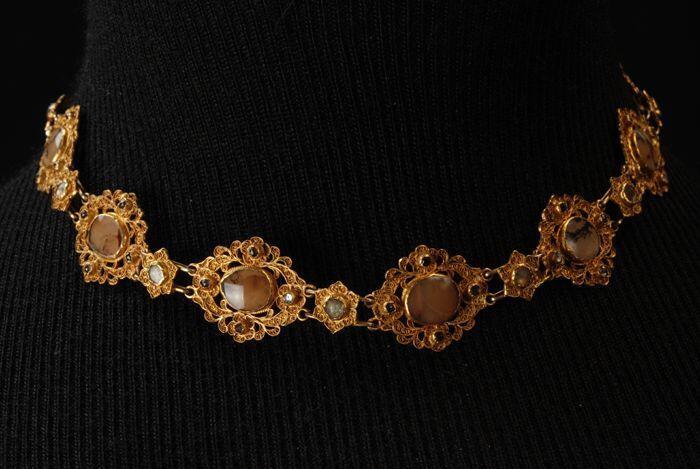 Gouden bootjesketting