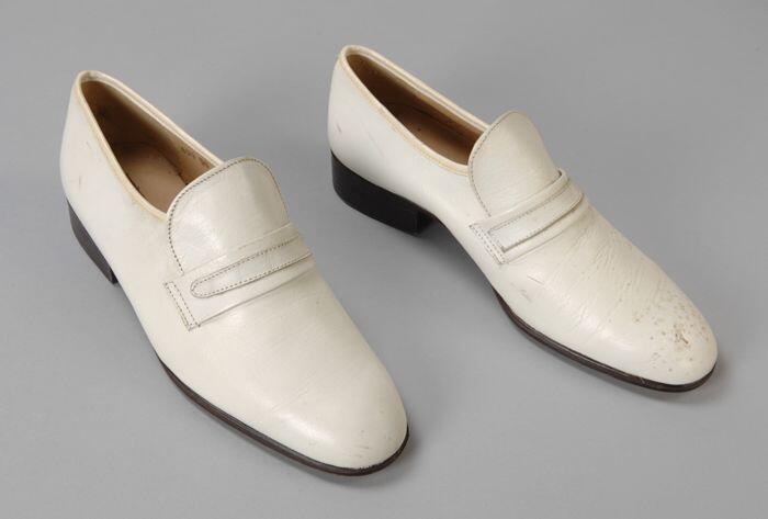 Paar witte instapschoenen "Line Young"