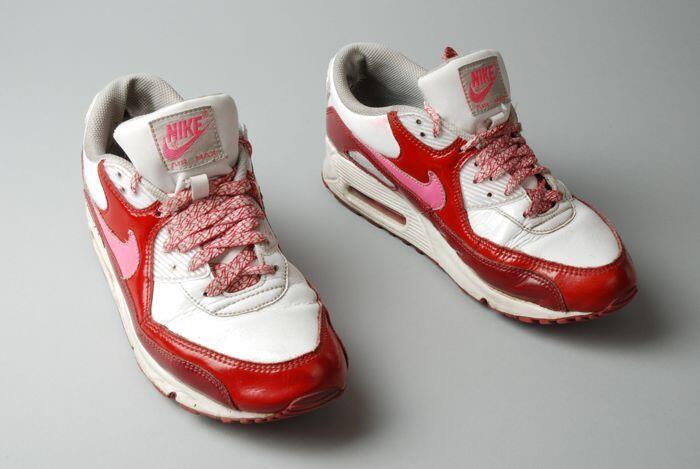Paar Nike sneakers, type Nike Air Max, kleuren wit, rood en roze, maat 40,5