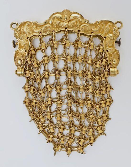 Gouden beugeltasje