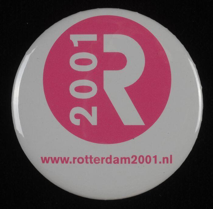 Roze button, Rotterdam 2001 Culturele Hoofdstad van Europa, "WWW.rotterdam2001.nl"