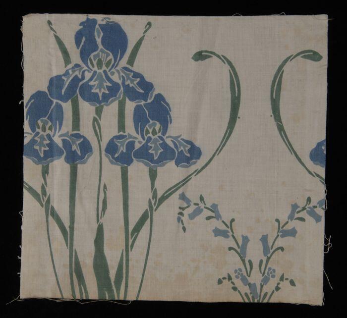 Stofstaal, katoen met dessin met irissen in groen en twee tinen blauw, Kralingse katoenaatschappij,…