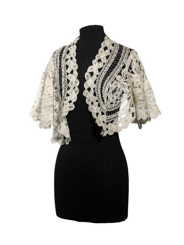 Bolero. Wit bandkant
