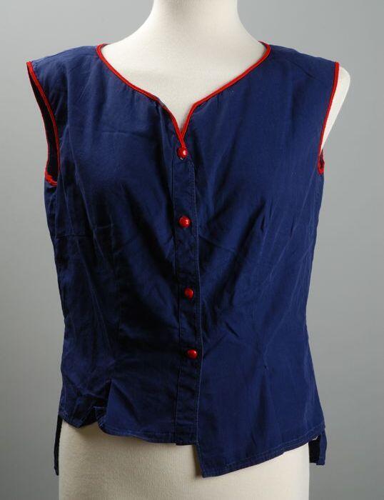 Blouse, donkerblauwe katoen rode bies, rode knopen, uit herenoverhemd gemaakt