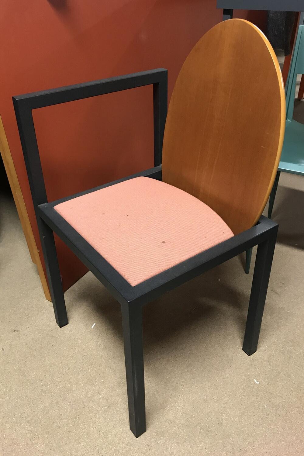 Foyer chair