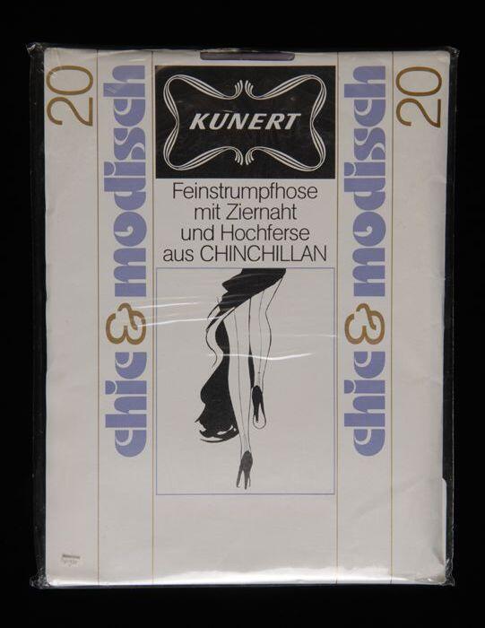 Panty van lila nylonmet naad, in de originele verpakking, "KUNERT / chic & modisch"
