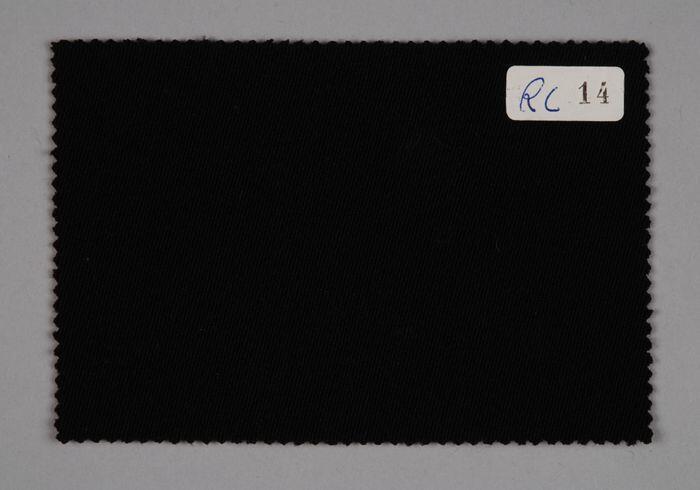 Stofstaal van zwart keper voor uniformen voor suppoosten Historisch Museum, "R.C. 14"