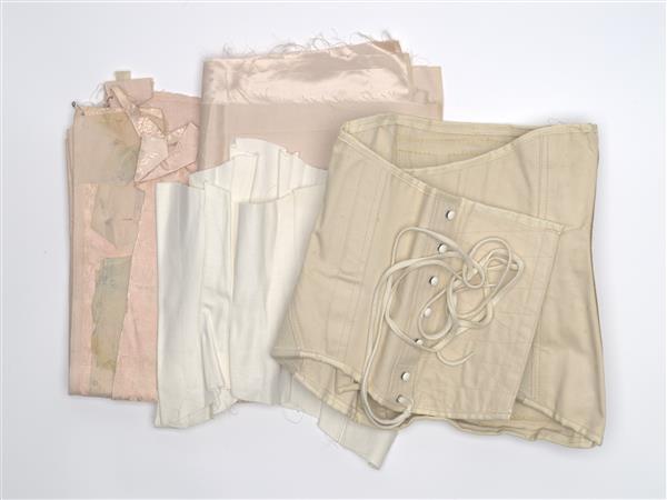 Doos corsetten