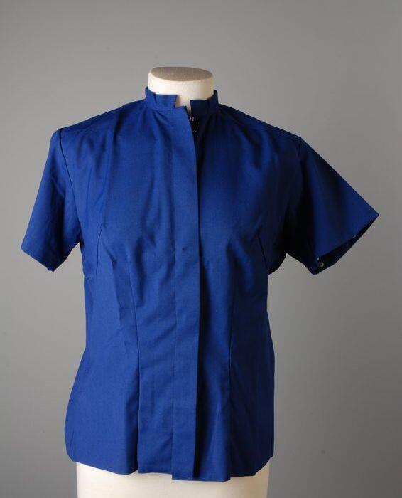 Kobaltblauwe blouse met korte mouw