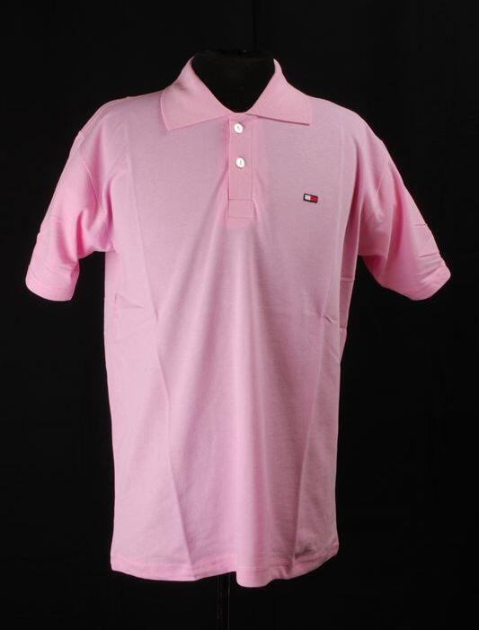 Roze poloshirt, namaak van het merk Tommy Hilfiger