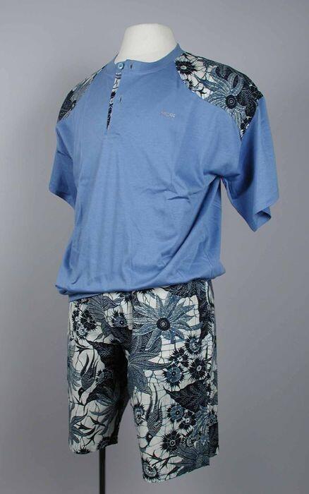 Tweedelige herenpyjama, hemd van blauw tricot katoen met batikprint, bijpassende korte broek van…