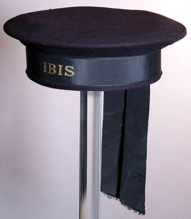 Zwarte herenpet, model Sittard, met "IBIS"