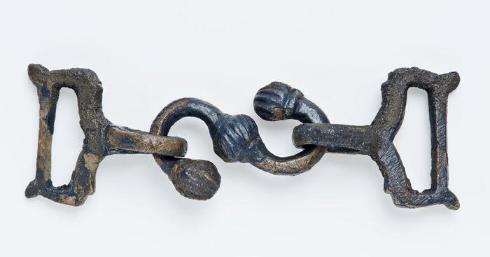 Bandeliersluiting of gordelsluiting