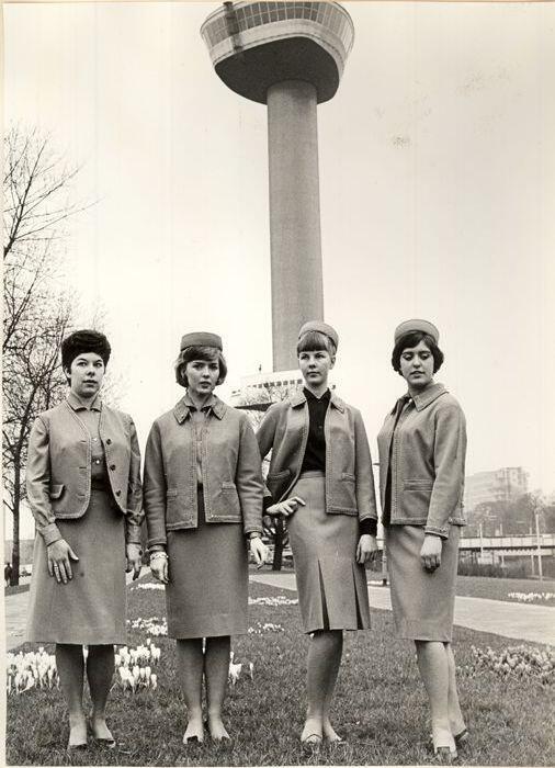 Plakboek met foto's, knipsels en tekeningen, periode 1963-1964, Cargelli