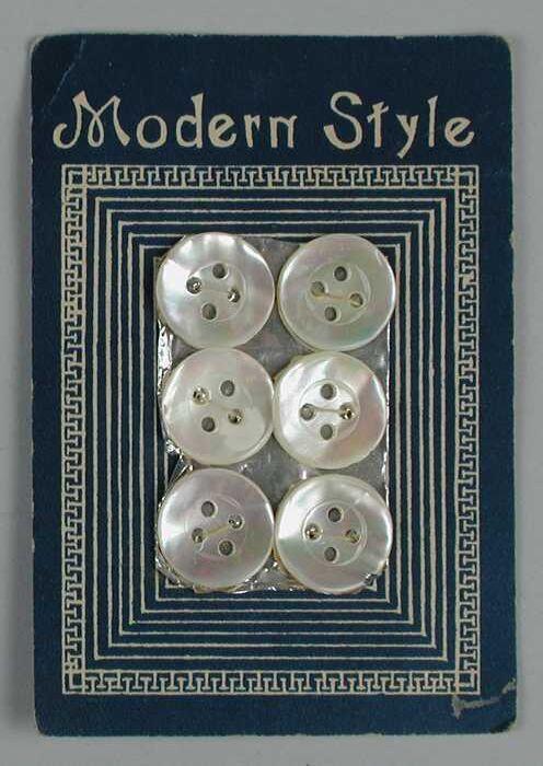 Knopenkaart met 6 parelmoeren knopen, "Modern Style", donkerblauwe opdruk