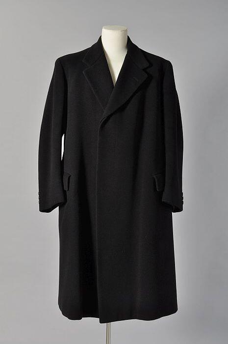 Herenwinterjas, lang model van effen zwarte wol "Domhoff"