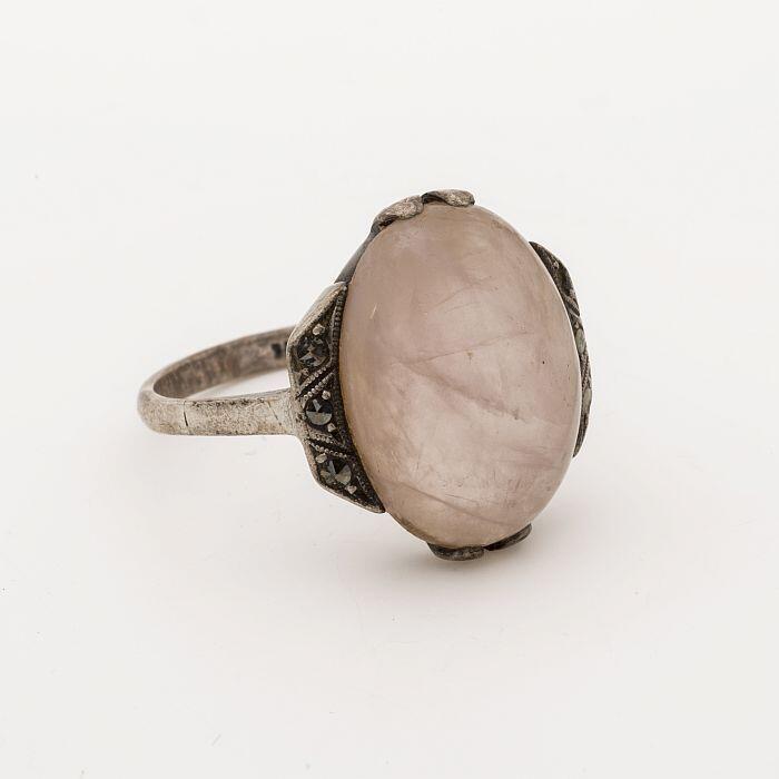 zilveren ring met roze steen