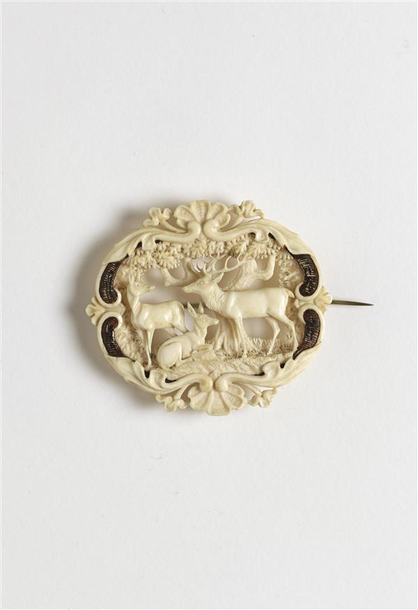 Broche