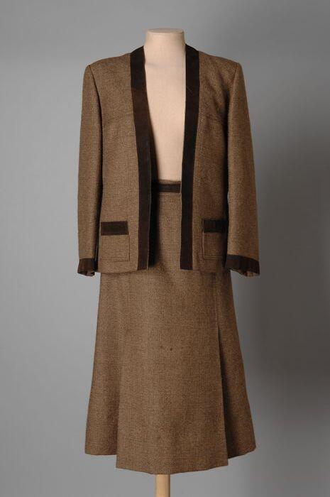 Beige / bruin pied de cocq met bruin suède afgebiesd