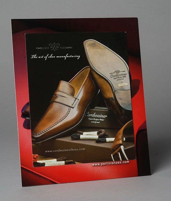Reclamebord met "CORDWAINER"