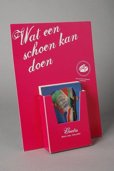 Dispenser "Wat een schoen kan doen", met kaarten
