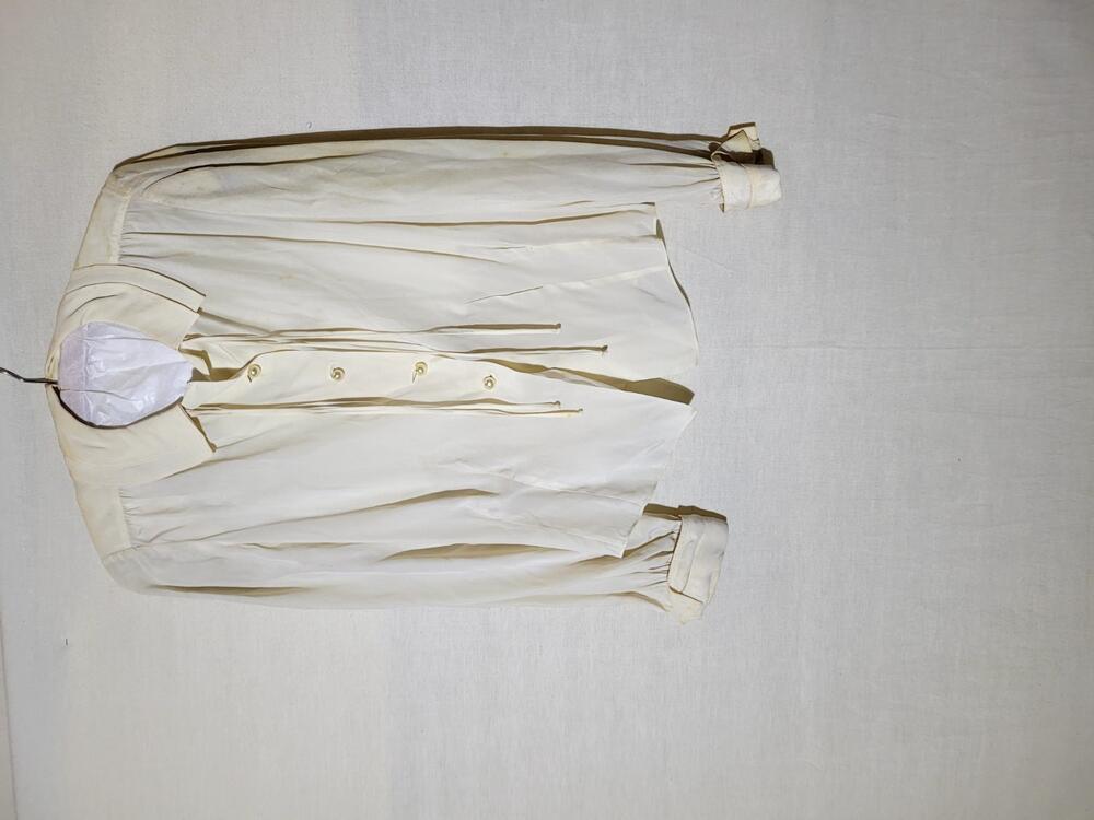 Blouse, crèmekleurige zijde