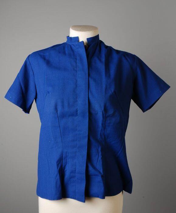 Kobaltblauwe blouse met korte mouw