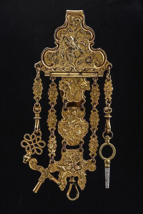 Vergulde chatelaine / tashaak