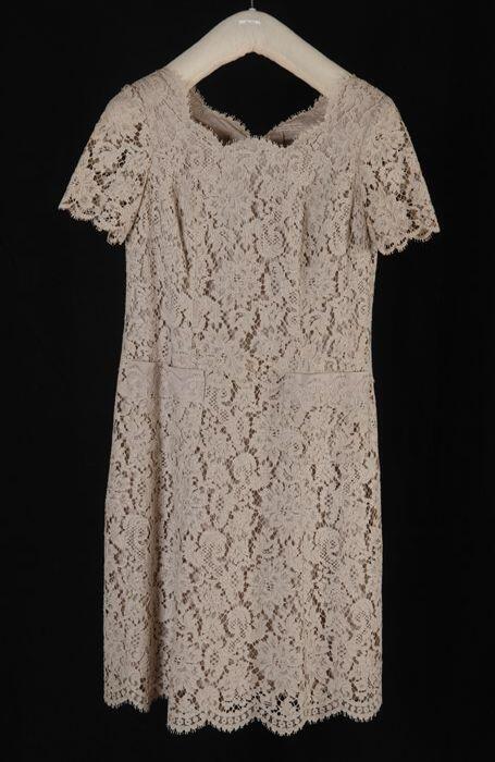 Beige kanten japon