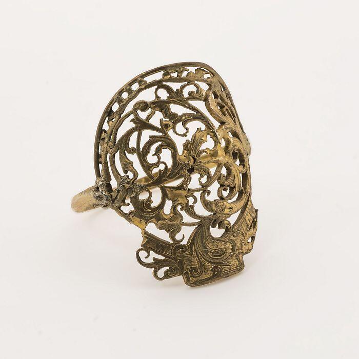 Gouden ring, opengewerkt