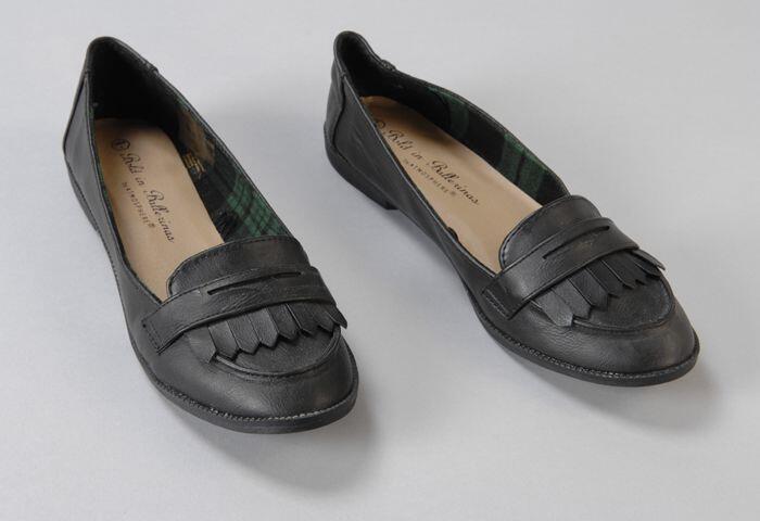Zwarte damesschoenen, model penny shoes, platte hak
