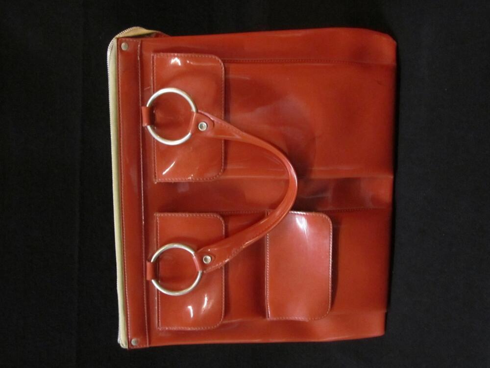 Tas