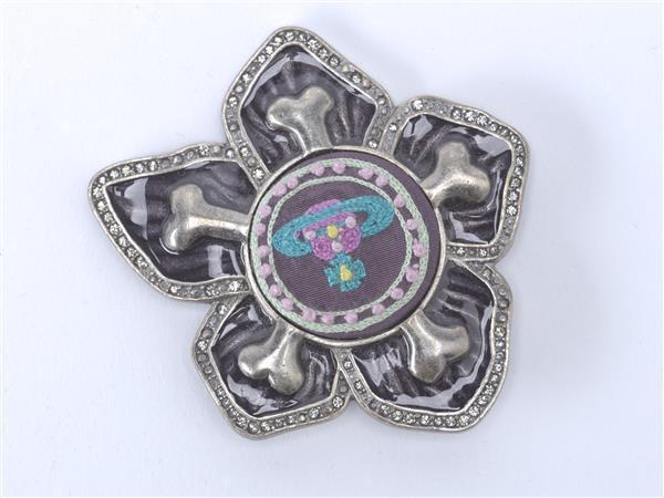 Broche