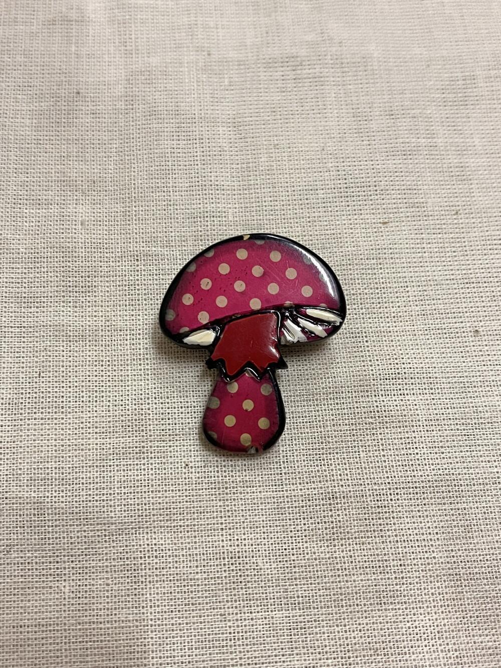 Broche in de vorm van paddestoel